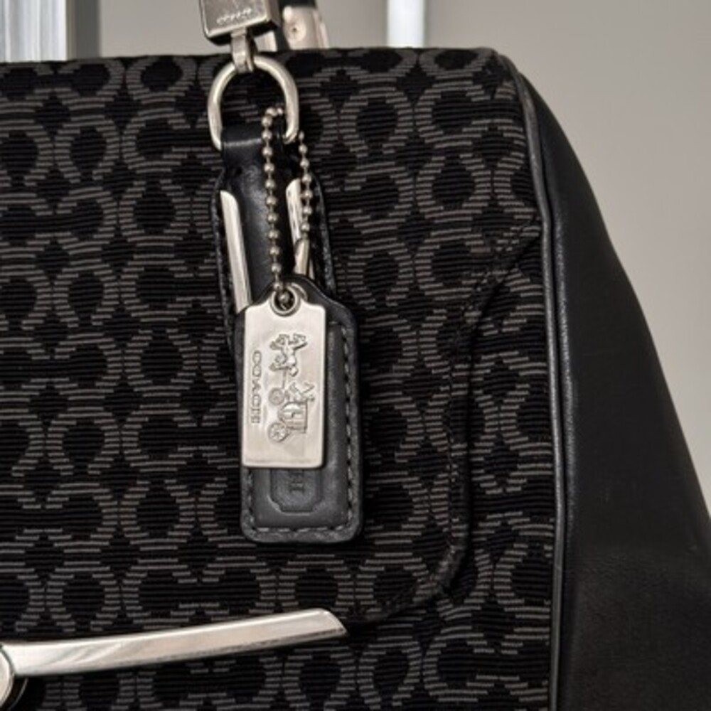 Coach Black Op Art Canvas Leather Madison Bag + Strap CLEAN! - Picture 7 of 11